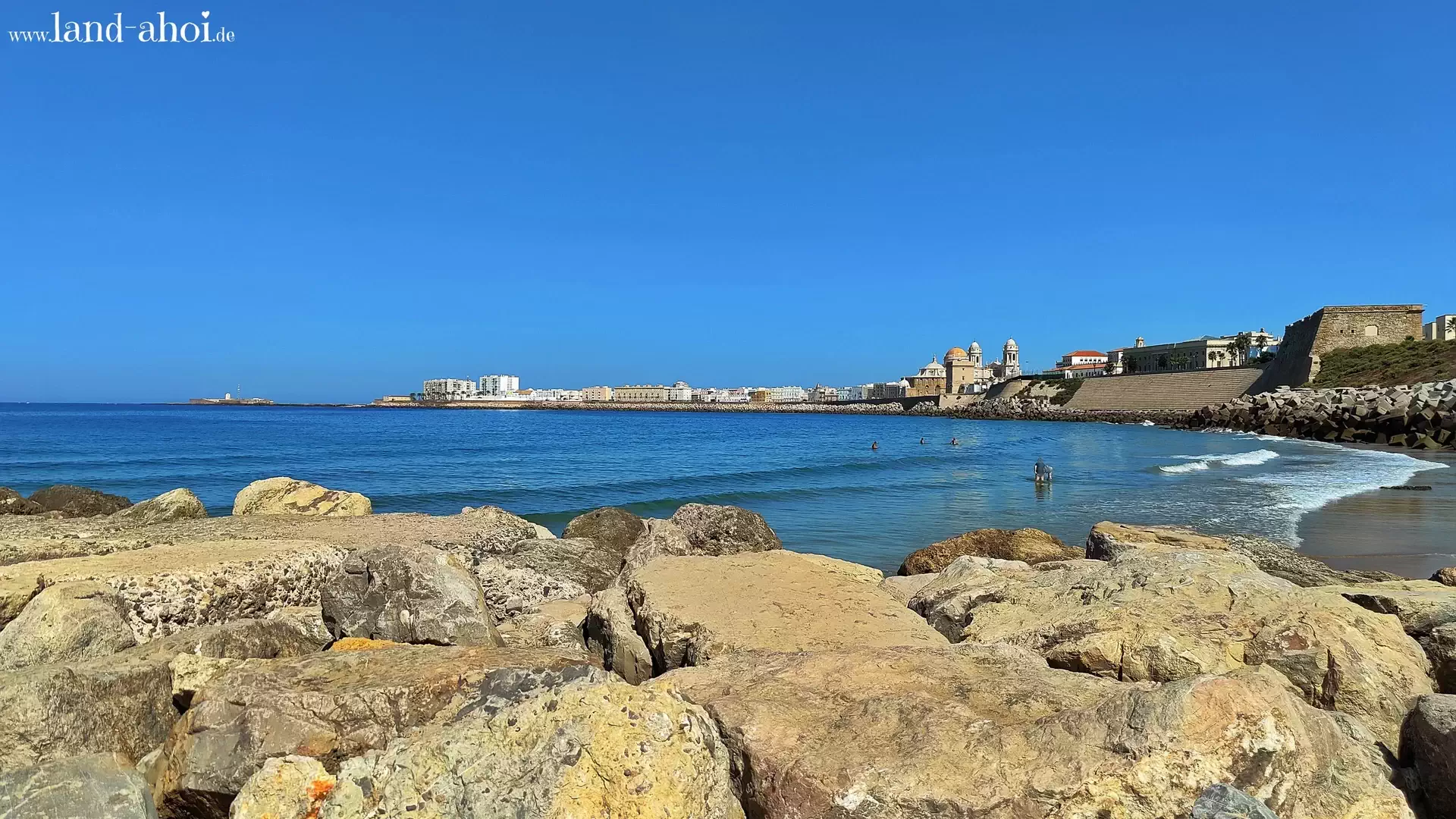 Cadiz - Kreuzfahrthafen - Stadtblick Cadiz - Kreuzfahrthafen - Stadtblick