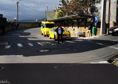 Funchal - Korbschlitten Ziel - Taxi und Bushaltestelle