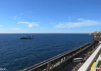 Funchal - Kreuzfahrthafen - Seeseite