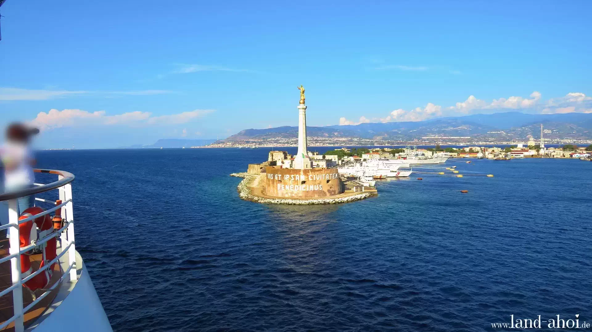 Messina Kreuzfahrt Hafen Messina Kreuzfahrthafen
