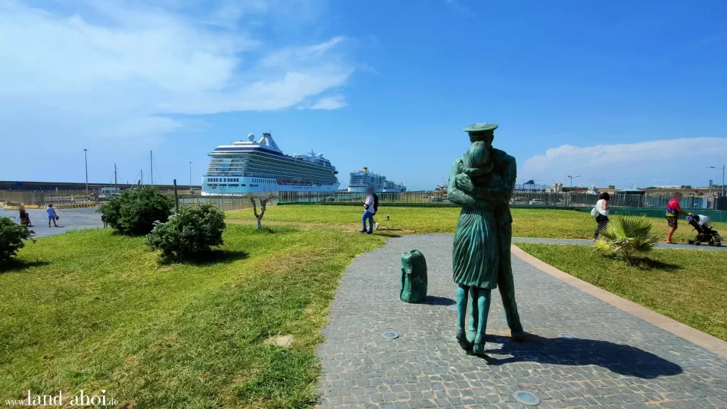 Civitavecchia Kreuzfahrthafen - Statue Civitavecchia Kreuzfahrthafen - Statue