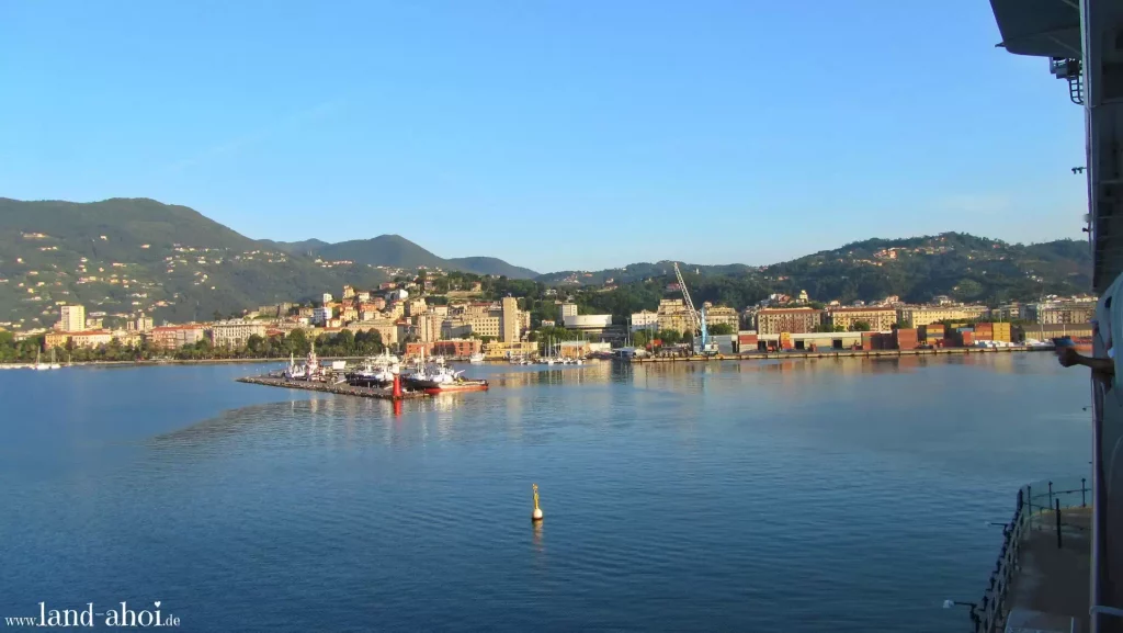 La Spezia Kreuzfahrthafen - Liegeplatz La Spezia Kreuzfahrthafen - Liegeplatz