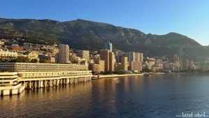 Monaco - Kreuzfahrthafen - Skyline