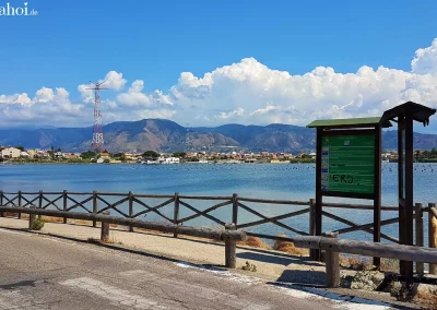 Capo Peloro Lagune mit Torre Faro