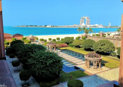 Abu Dhabi - Emirates Palace - Strand