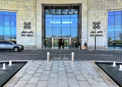 Abu Dhabi - Yas Mall - Eingang