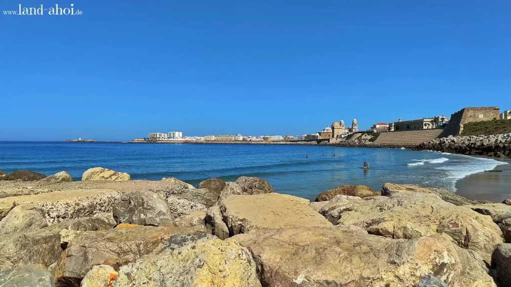 Cadiz - Kreuzfahrthafen - Stadtblick