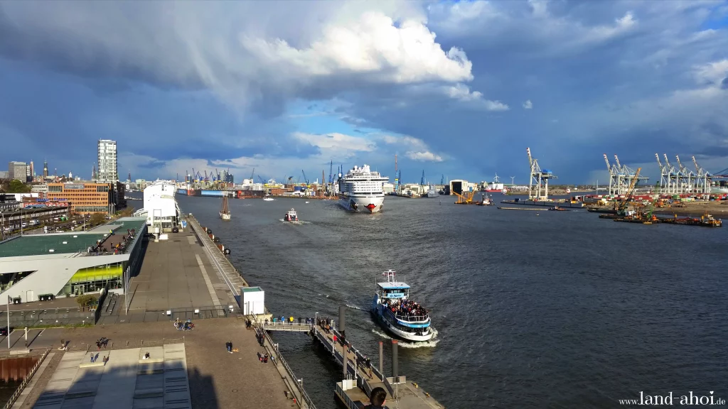 Hamburg - Kreuzfahrthafen
